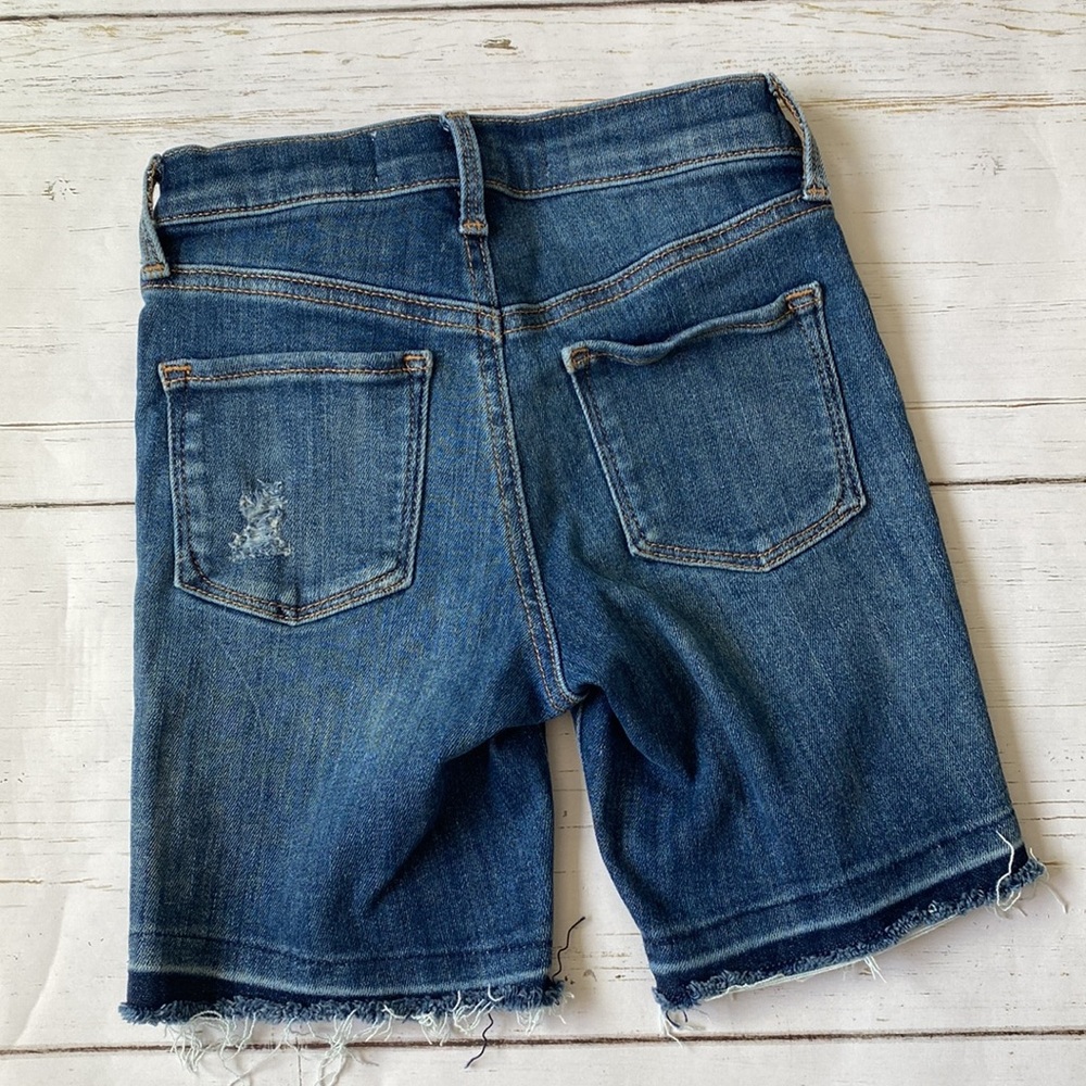 Old Navy Girls Denim Shorts - Picture 3 of 4